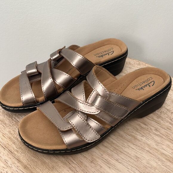 Clarks Leather Adjustable Slip On Sandals Sz 7 M NWOB Metallic Pewter - Picture 2 of 8